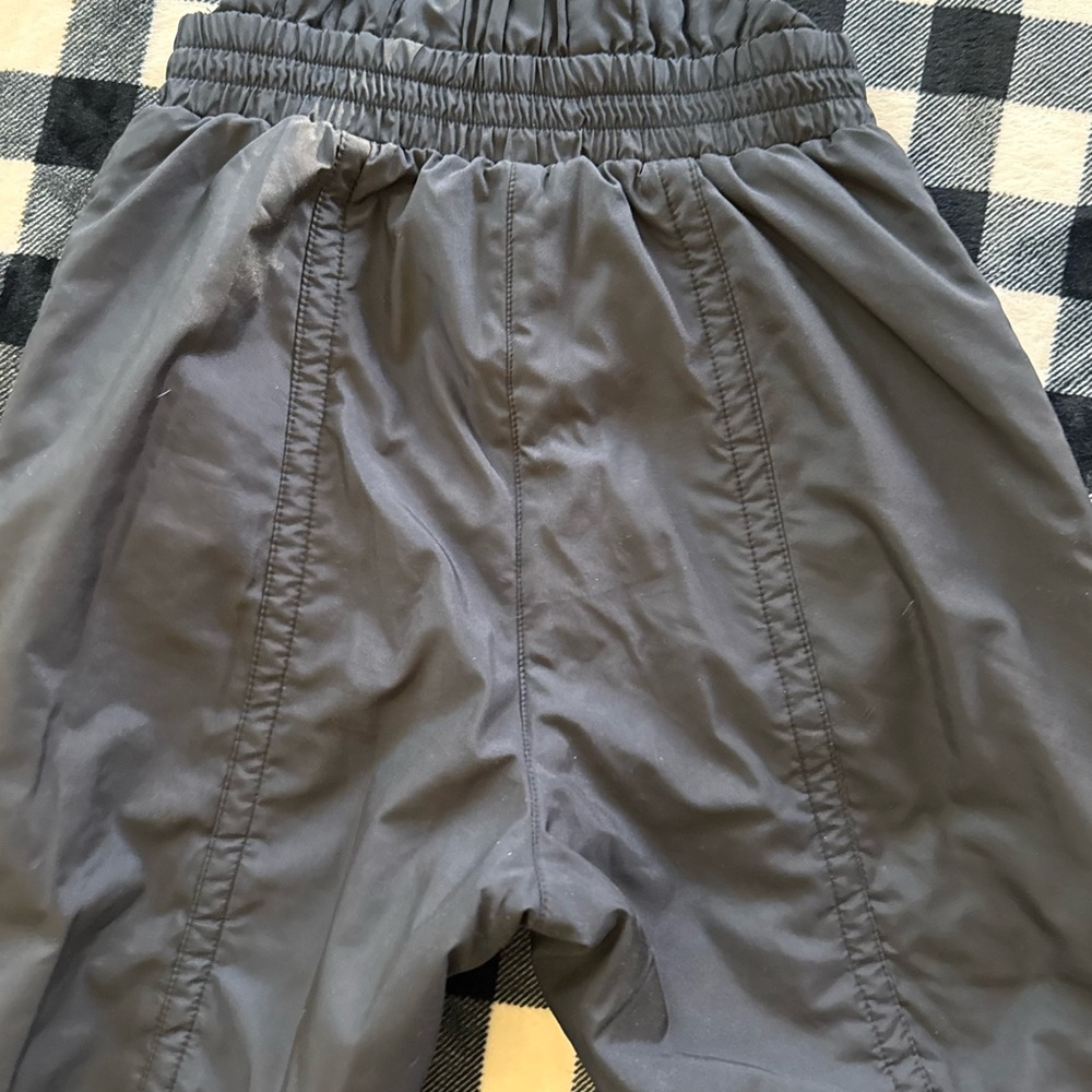 OSSI Women's Black Skiwear - Picture 4 of 7